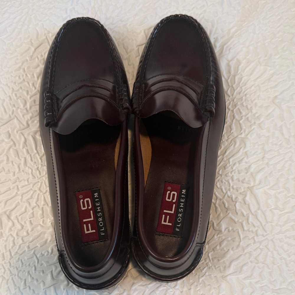 Florsheim Men's NWOT Dark Brown Slip-On Loafers